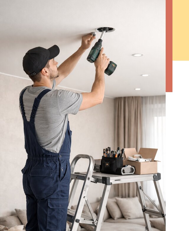 Установка и монтаж точечных светильников в натяжной потолок в Ярцево от 1831 руб. | ОТДЕЛОЧНИК-Рцв